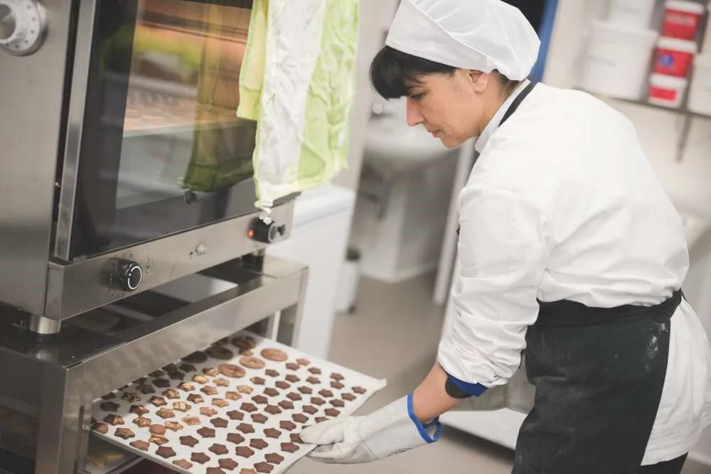 How Small Businesses in The Woodlands & Cypress Can Escape the Generic Marketing That’s Holding Them Back 3 fresh baked cookies jpeg